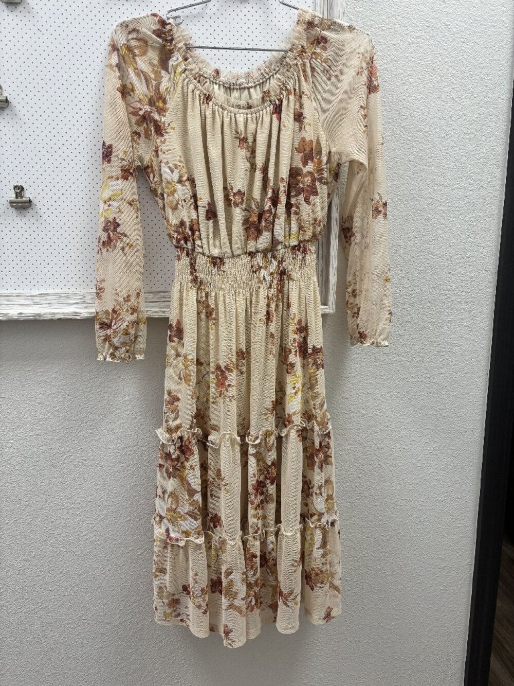 Kate and Lily Petite Floral Mesh Tiered Midi Dress 4P